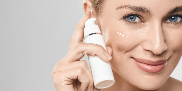 Hydrater et nourrir sa peau : quelles différences ?